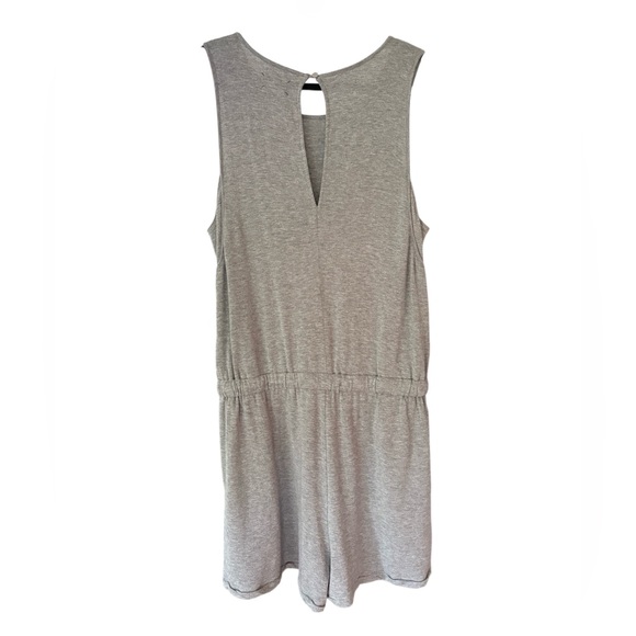 Lou & Grey Sleeveless Heather Gray Romper Large - Picture 2 of 6